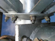 PF Prodelin 3.7M AZ EL ANT detail na nosnu strukturu reflektora CENTRAL HUB  12